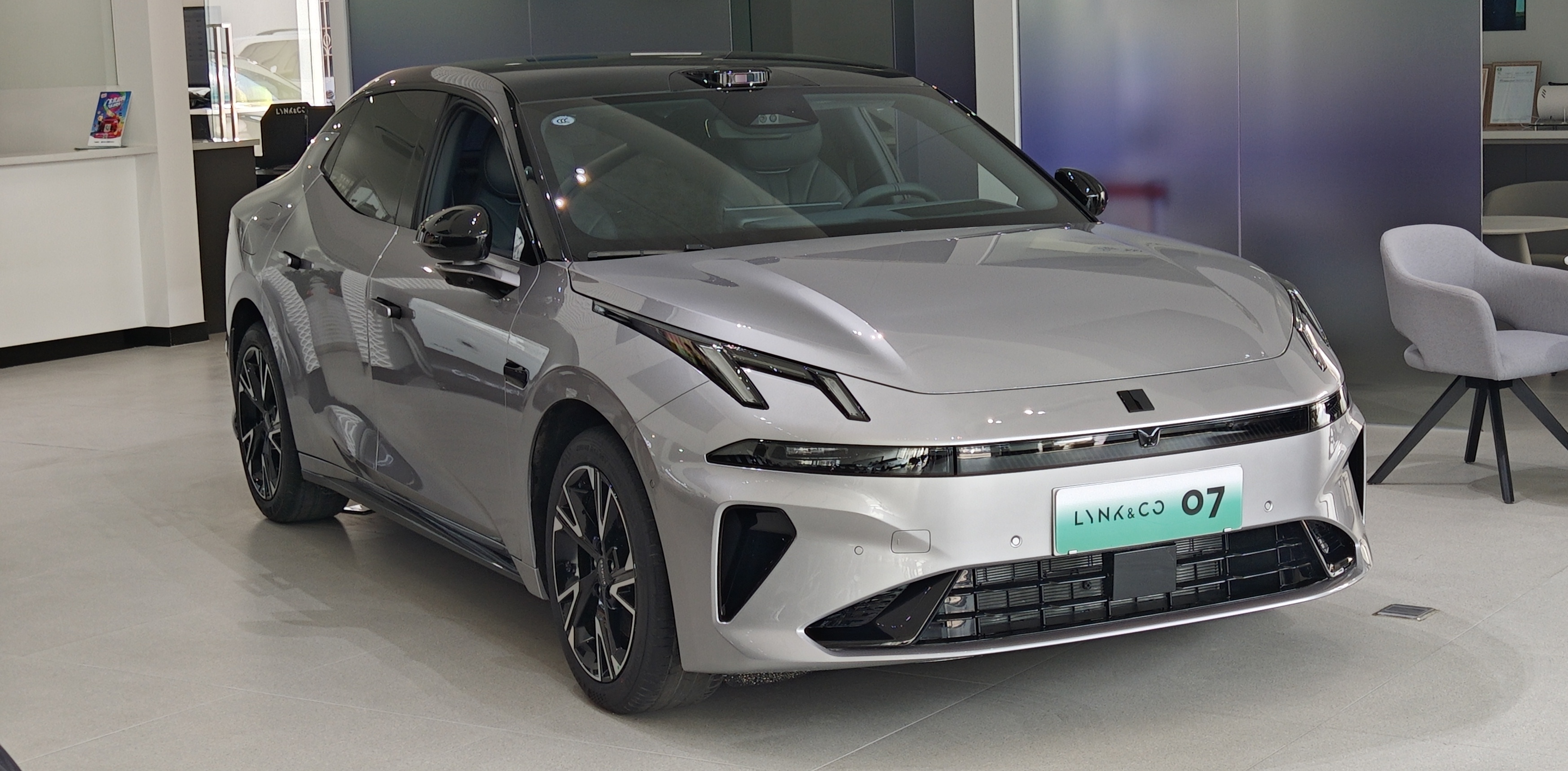 领克07EM-P Ultra H7 2026 试驾：刀法.jpg